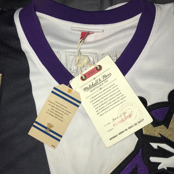 GRETZKY LA Kings Mitchell&Ness BURGER KING Jersey - Picture 4 of 8